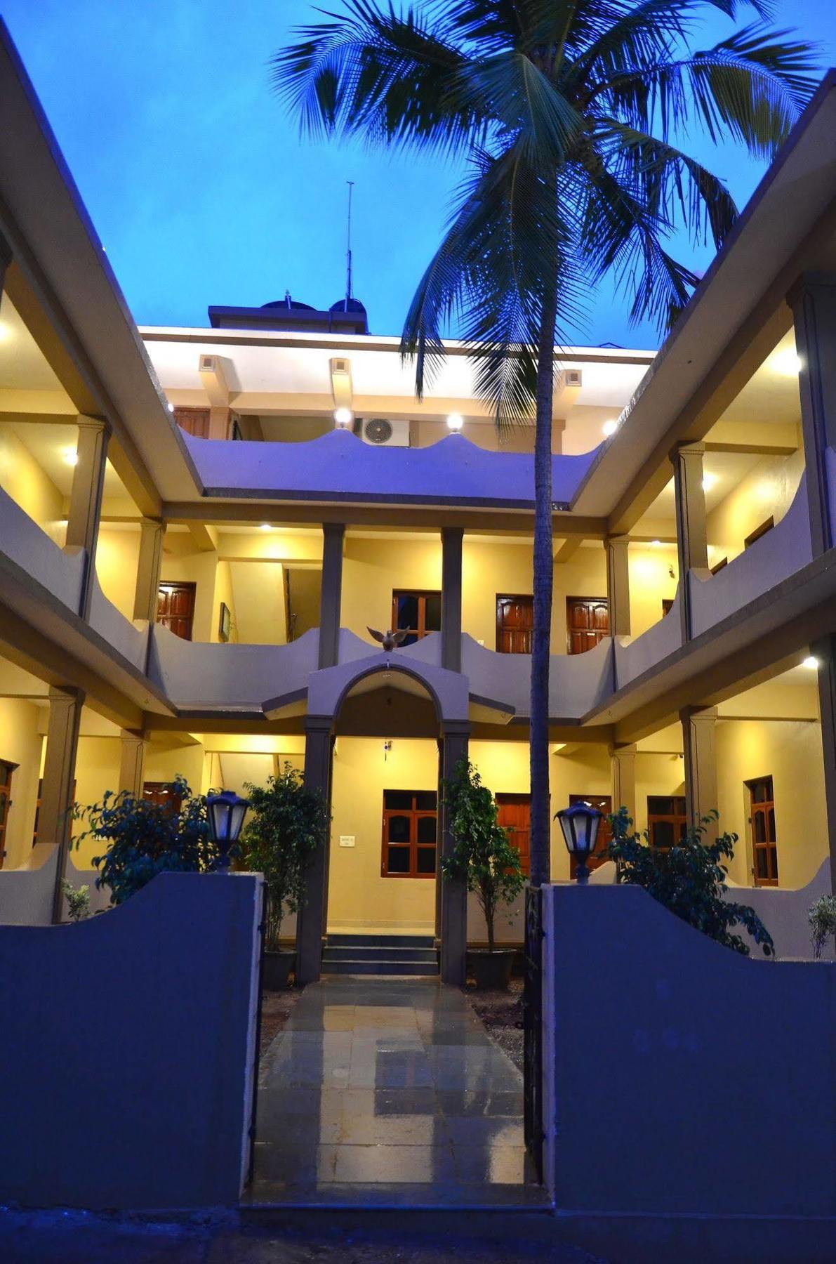 Hotel Garima Of Mandrem Exterior foto
